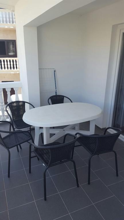 Apartmani Kod Rade Pakoštane Exterior foto